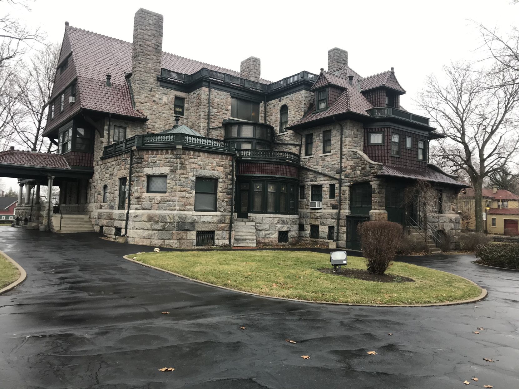 Oliver Mansion